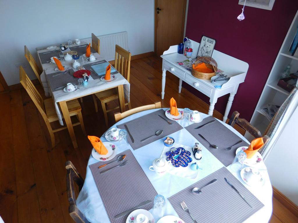 Pier House Bed and Breakfast Doolin Esterno foto